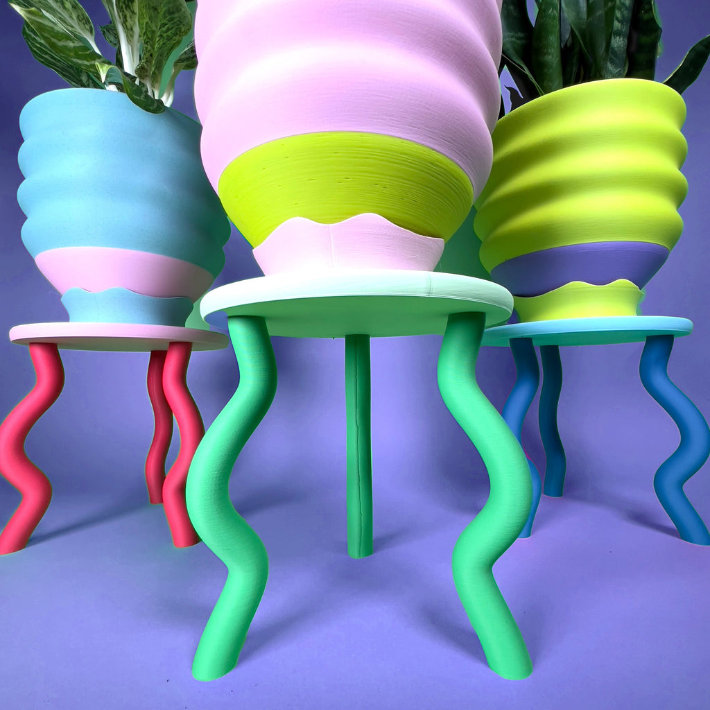 Wavy Plant Stand