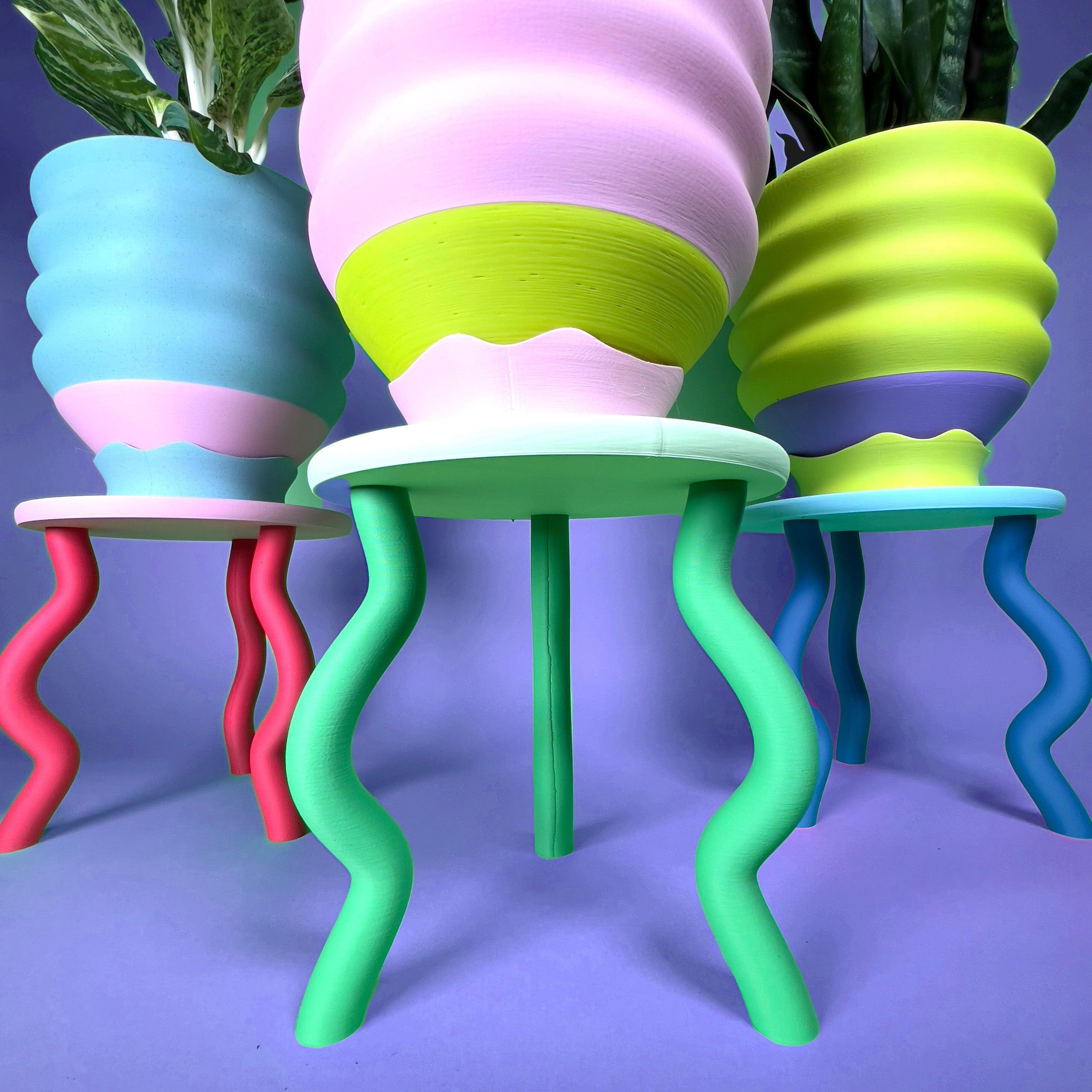 Wavy Plant Stand